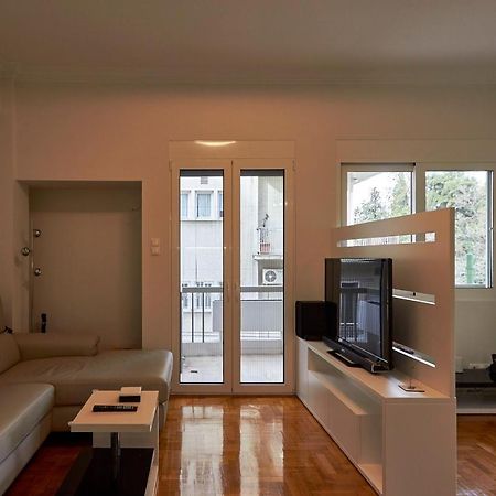 Fully Renovated, Family-Friendly Apartment, Next To A Huge Green Park, In Athens Center Exterior foto