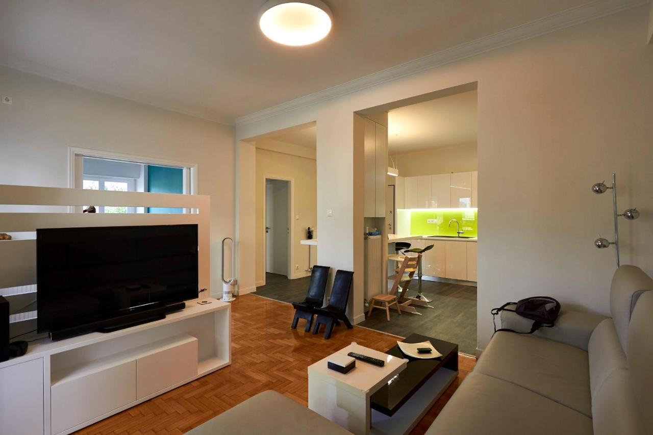 Fully Renovated, Family-Friendly Apartment, Next To A Huge Green Park, In Athens Center Exterior foto